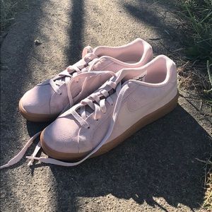 Nike Suede Court Royale